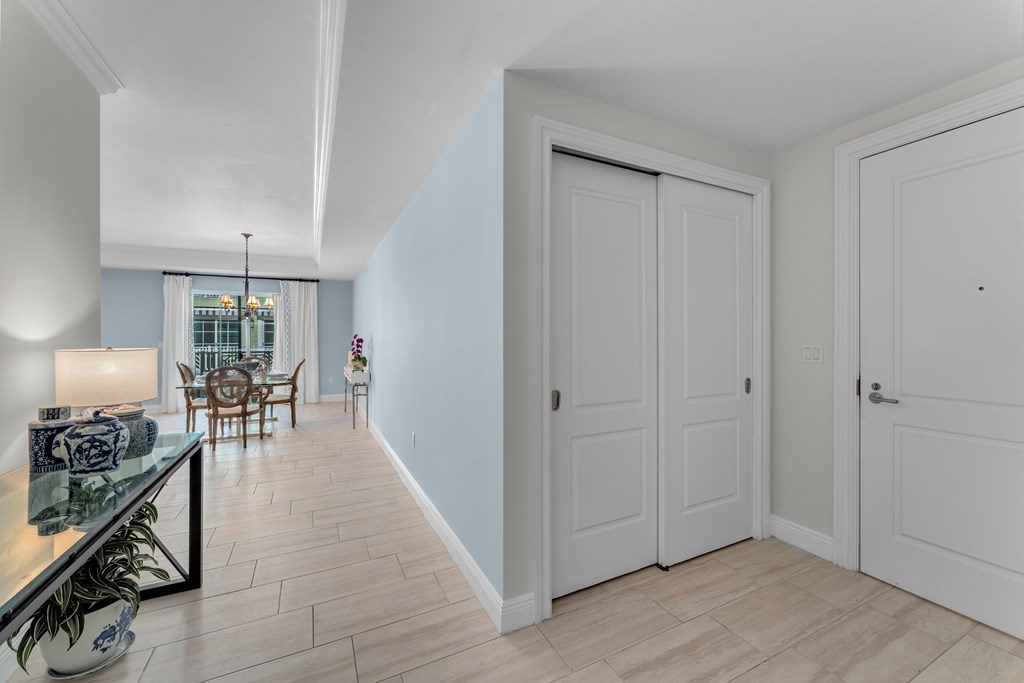 1 Residence Lane 215