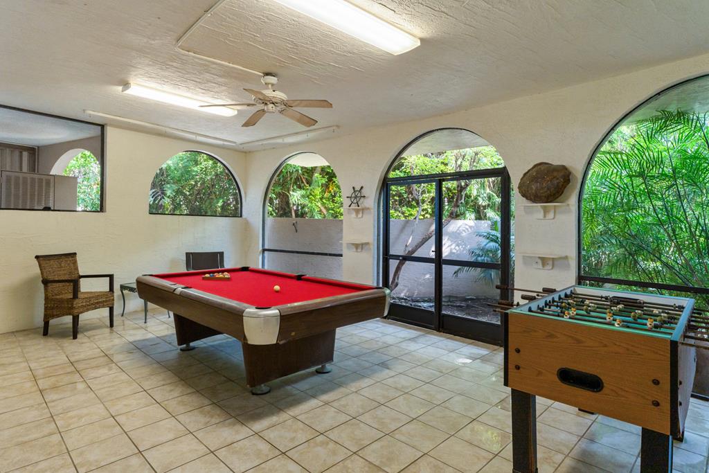 5 South Pelican Drive