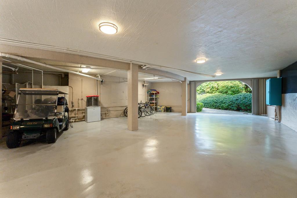 5 South Pelican Drive