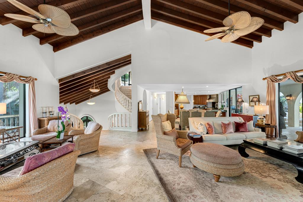 5 South Pelican Drive