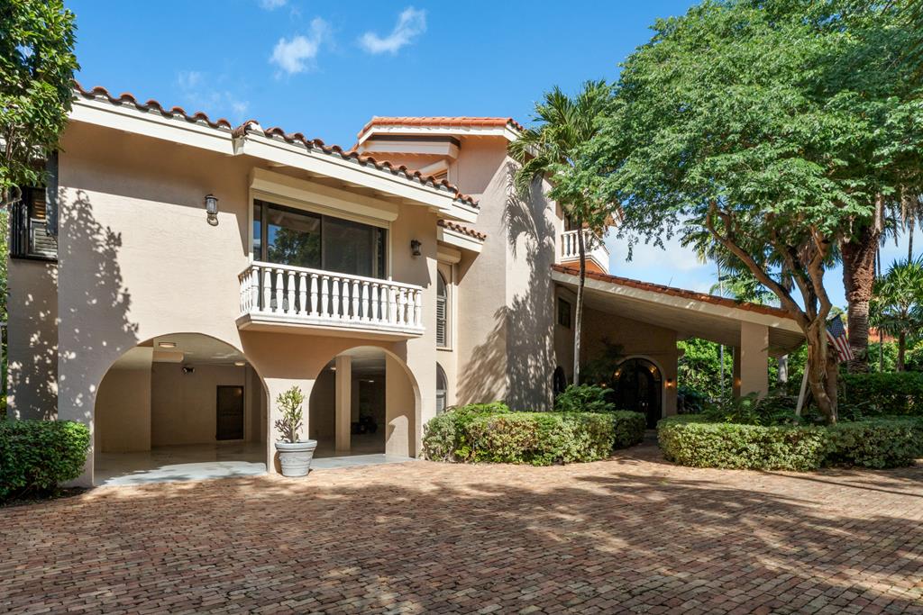 5 South Pelican Drive