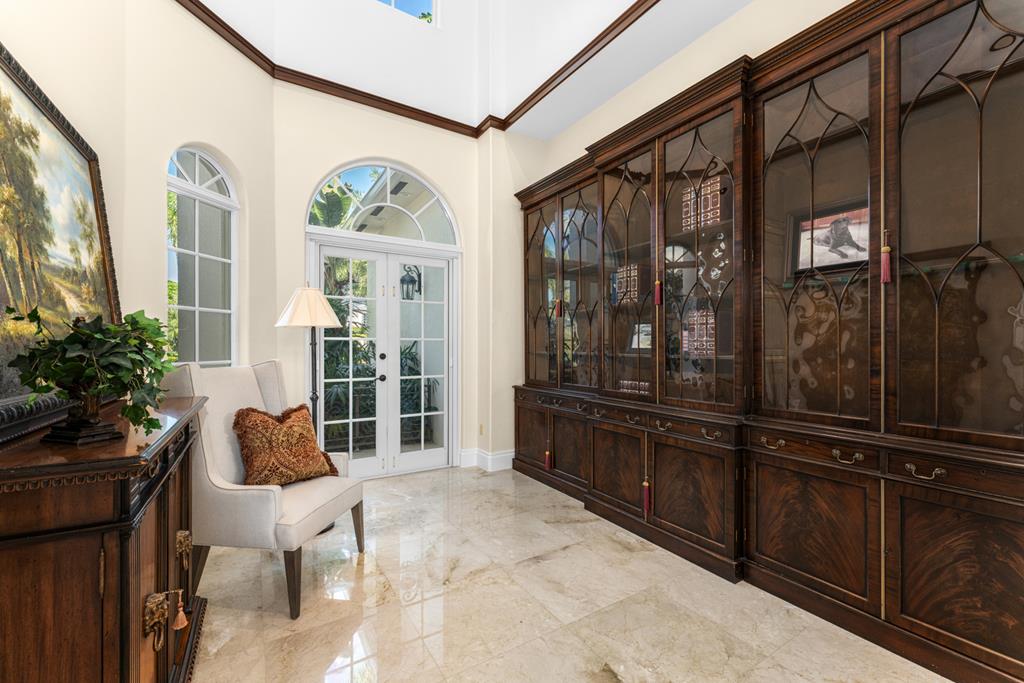 15 Harbor Island Drive