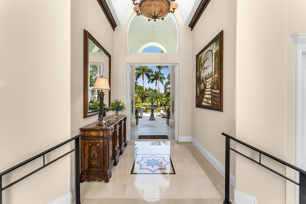 15 Harbor Island Drive