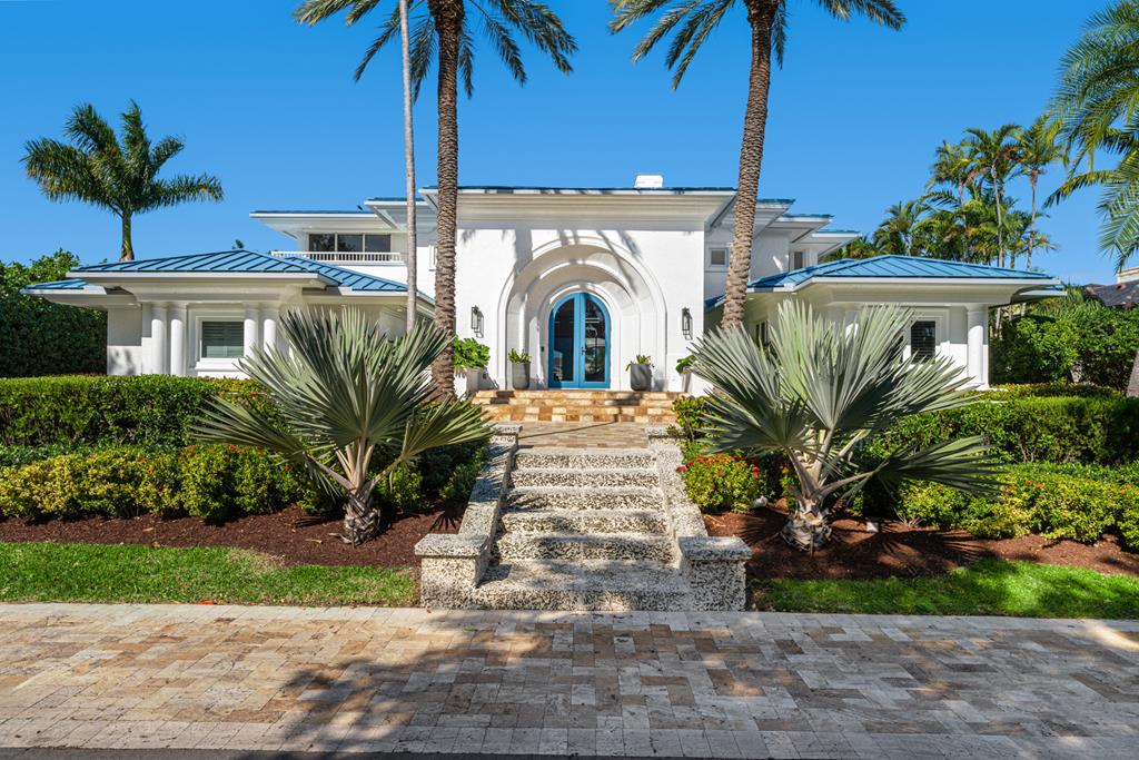 35 Angelfish Cay Drive