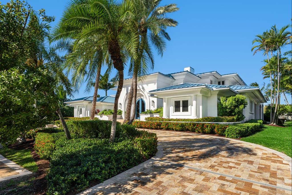 35 Angelfish Cay Drive