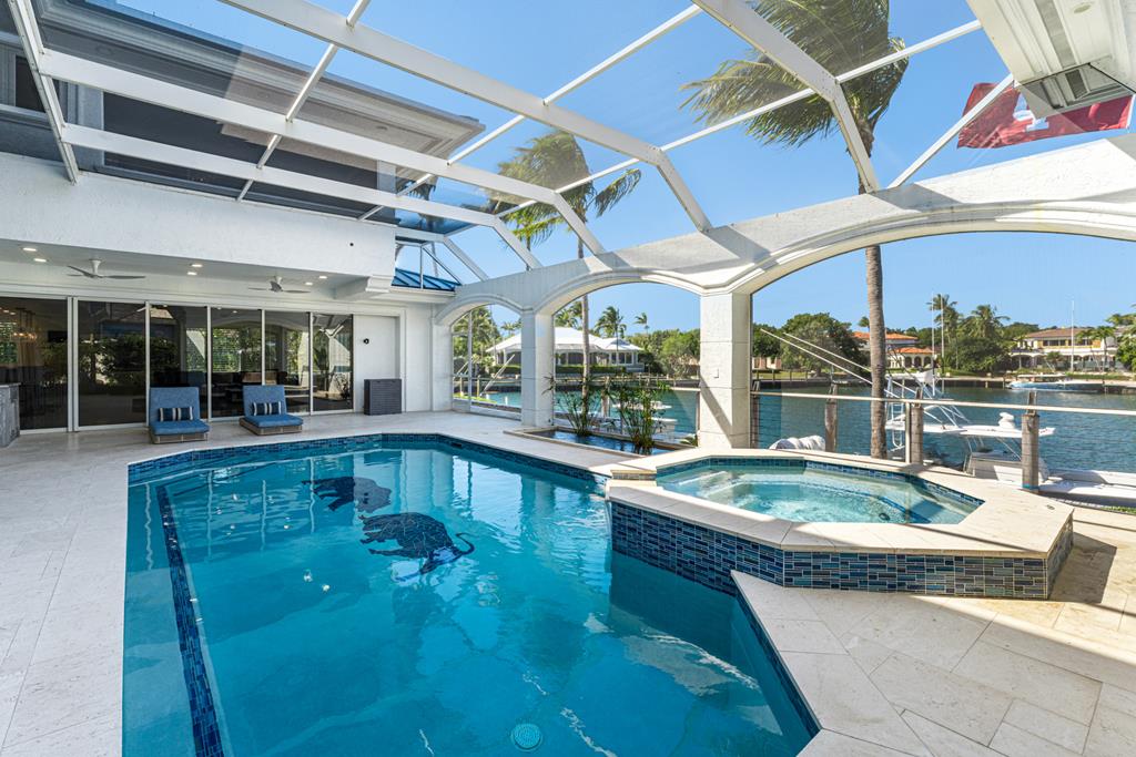 35 Angelfish Cay Drive