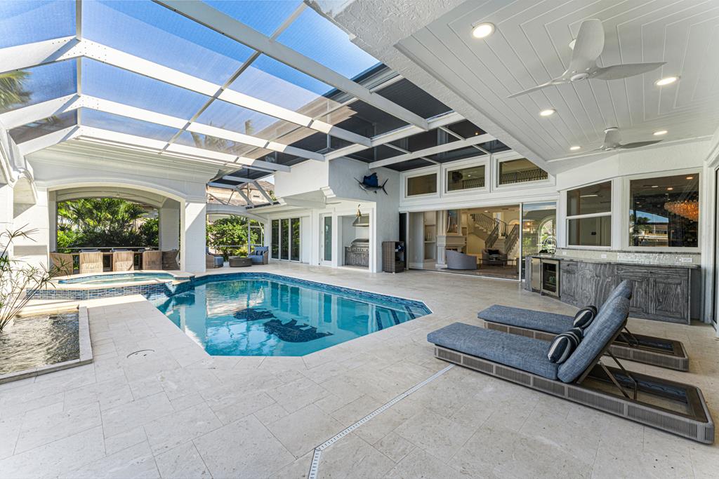 35 Angelfish Cay Drive