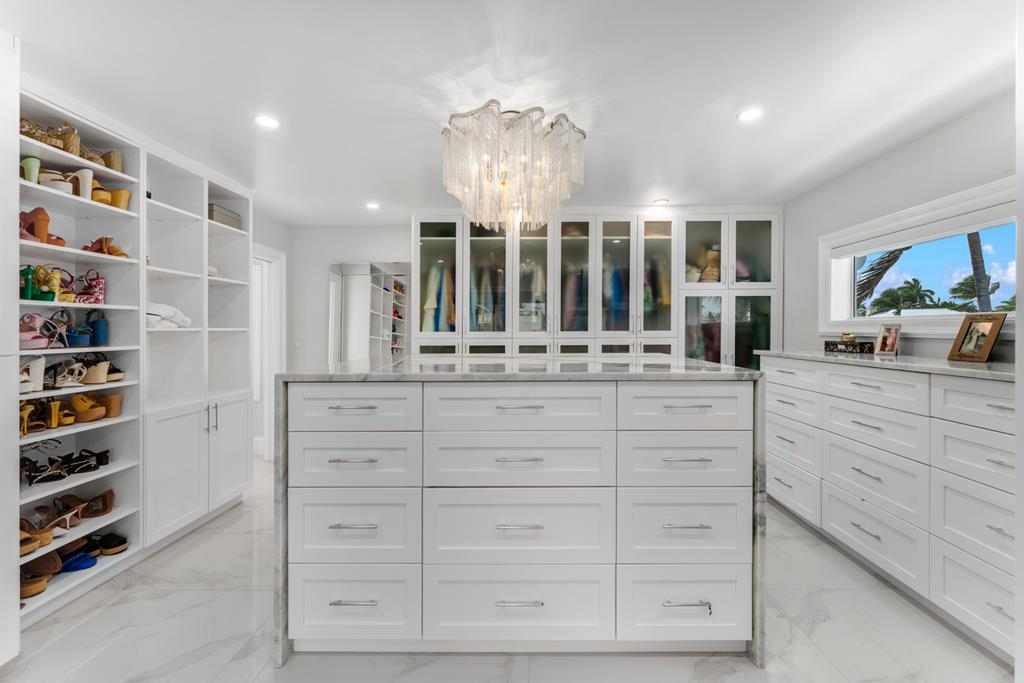 35 Angelfish Cay Drive