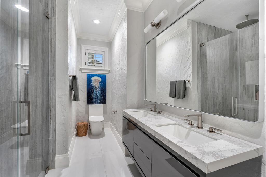 35 Angelfish Cay Drive