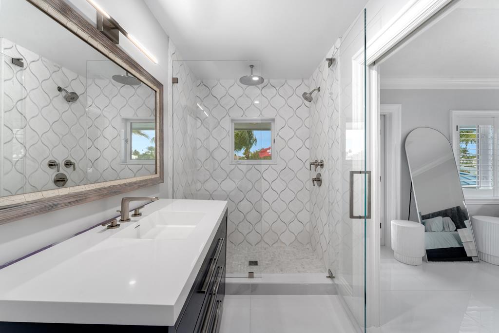 35 Angelfish Cay Drive