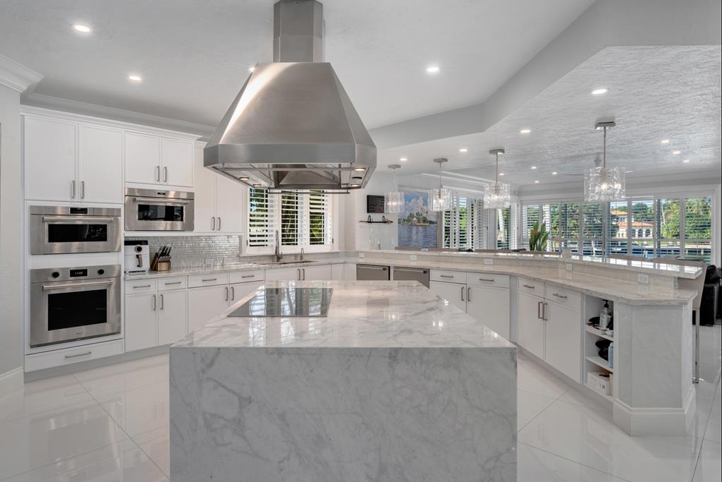 35 Angelfish Cay Drive