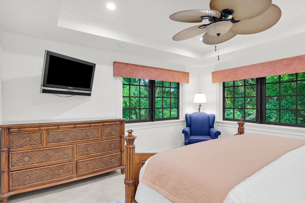 8 Cay Harbor E