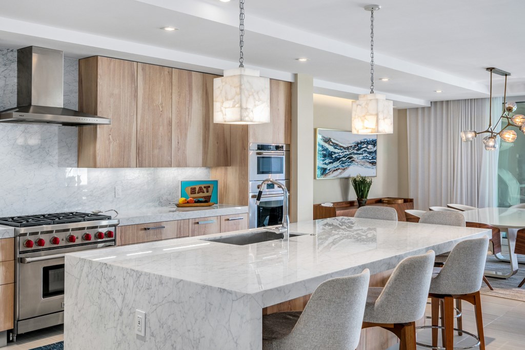 111 Beach Road 208