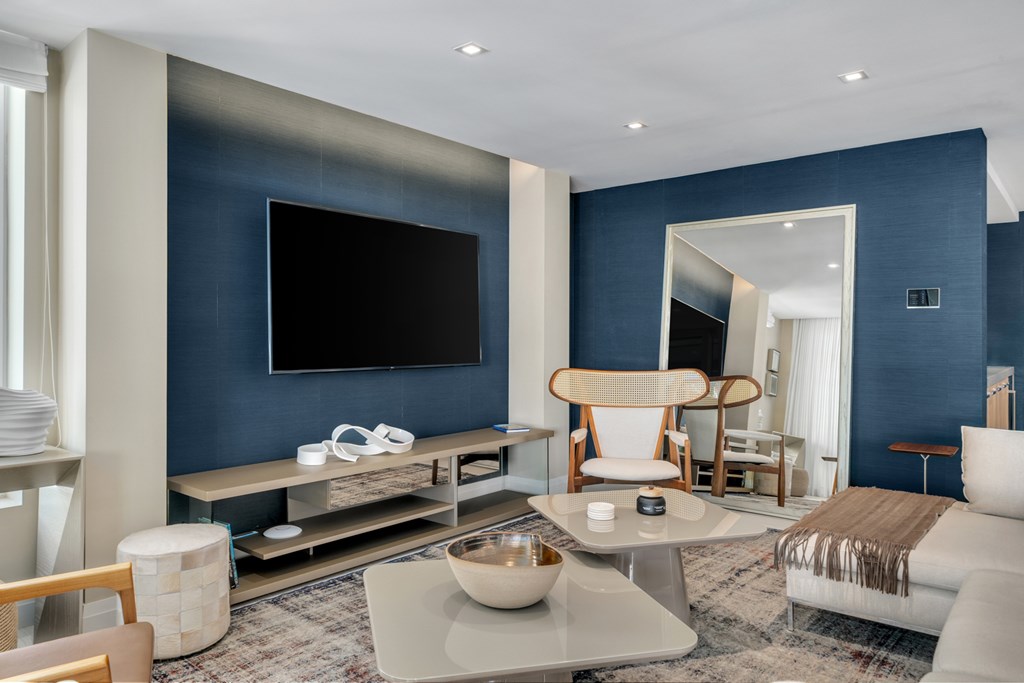 111 Beach Road 208