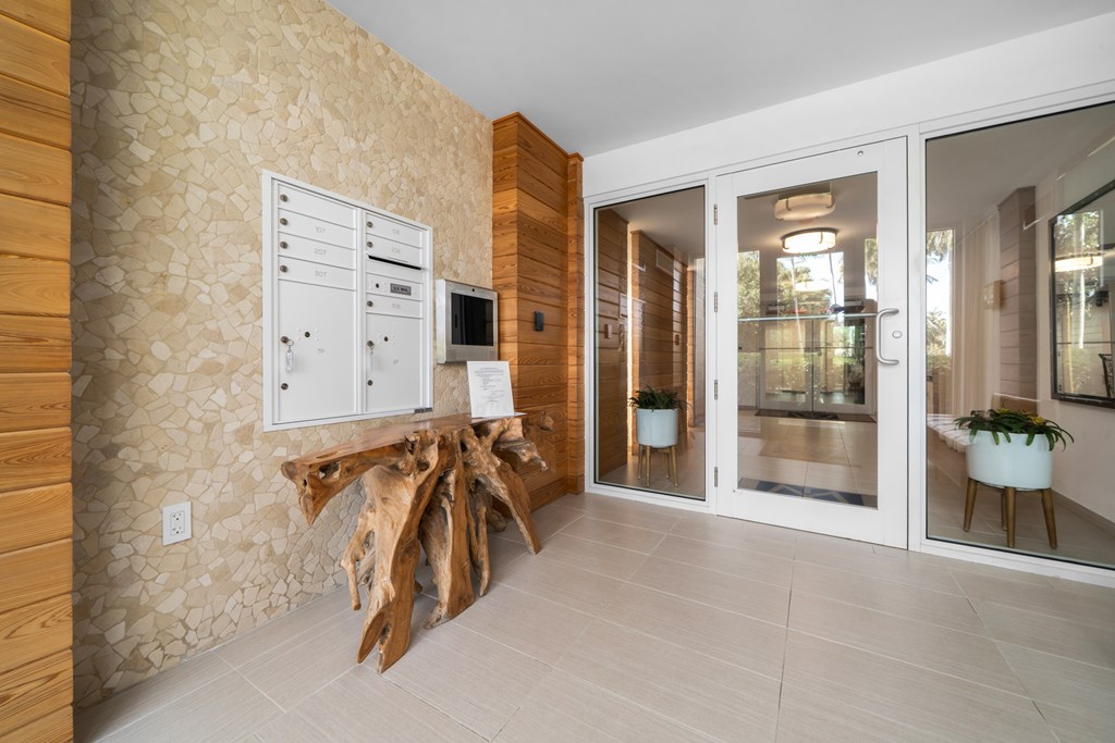 111 Beach Road 208