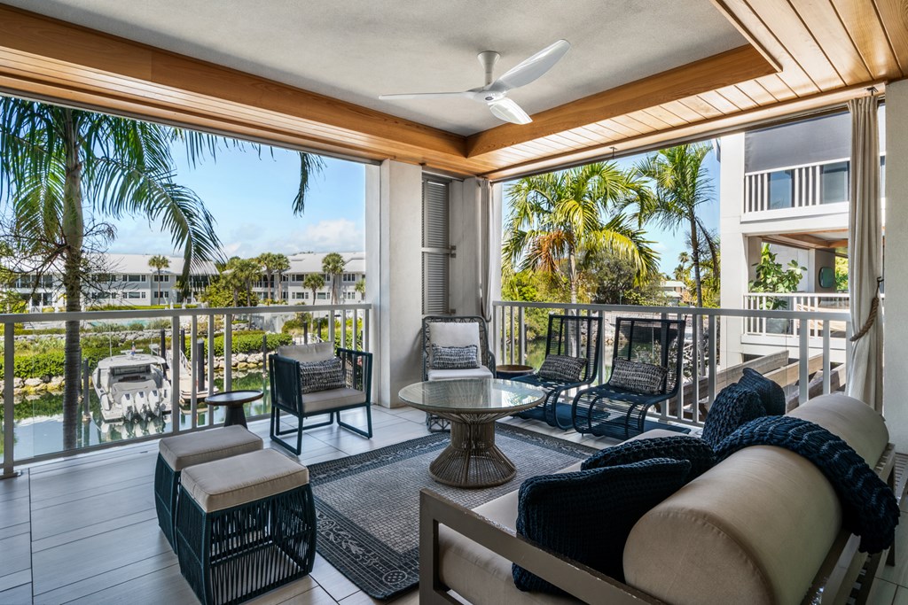 111 Beach Road 208