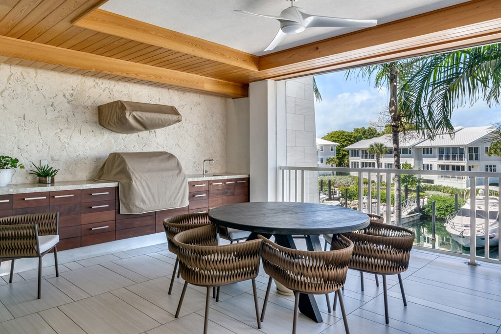 111 Beach Road 208