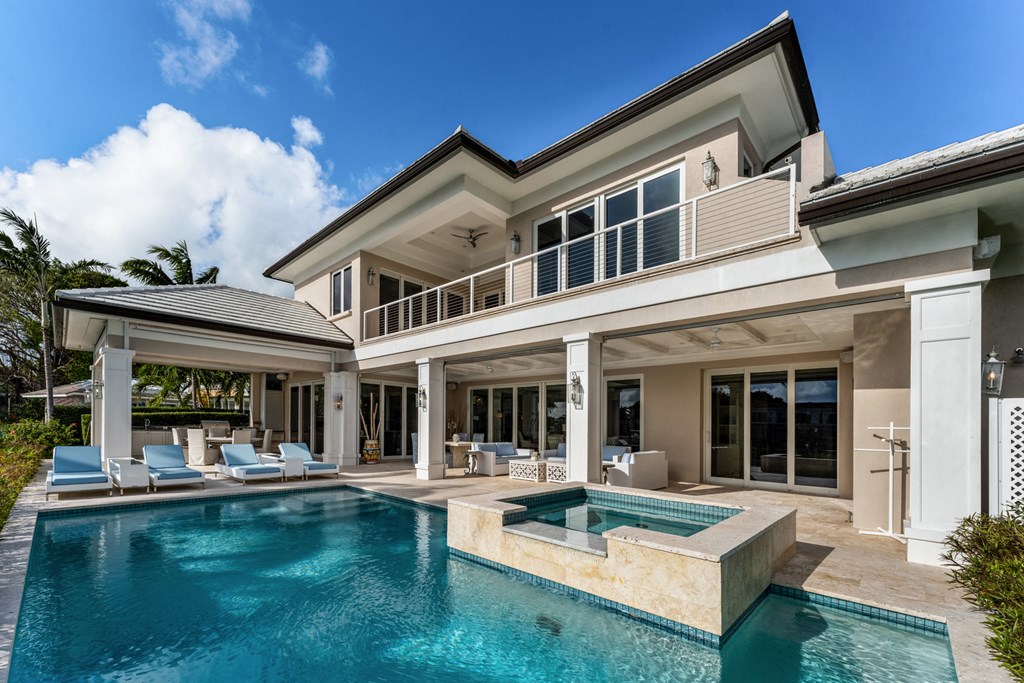 13 Angelfish Cay Drive