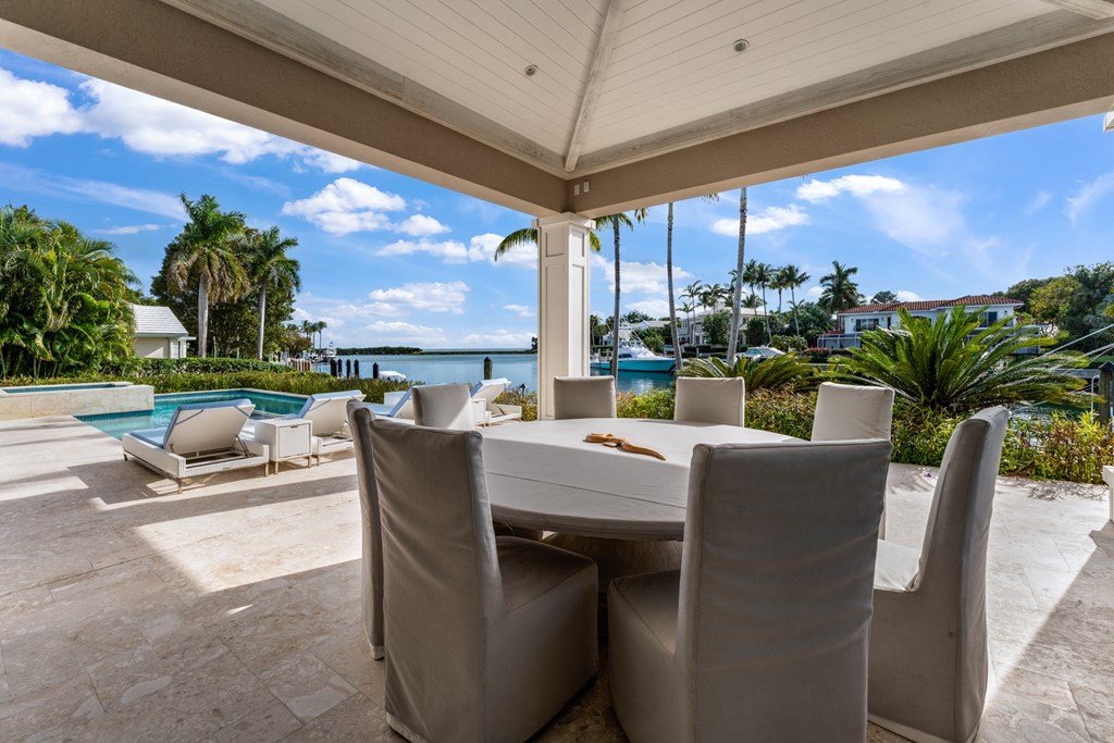 13 Angelfish Cay Drive