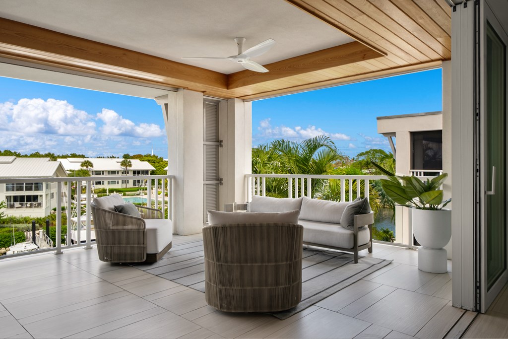 121 Beach Road 306