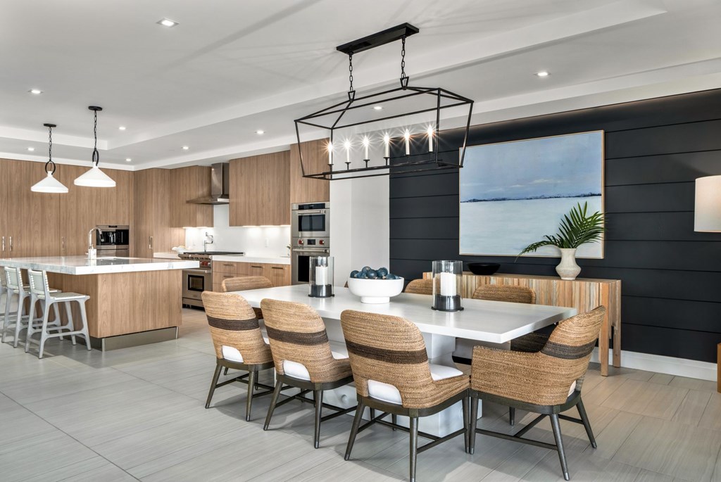 121 Beach Road 306