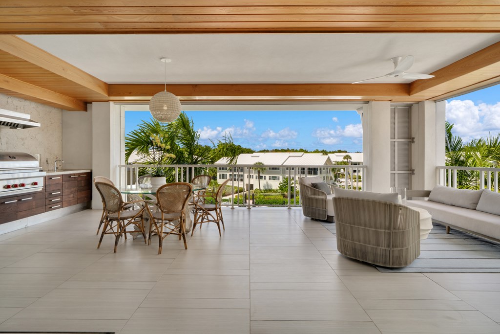 121 Beach Road 306