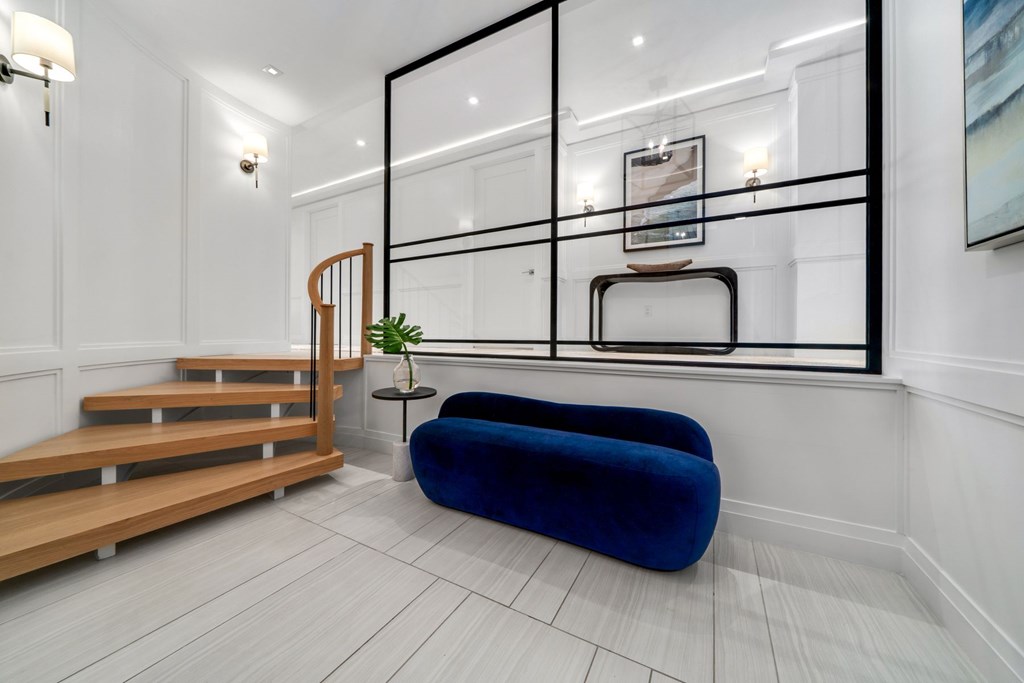 121 Beach Road 306