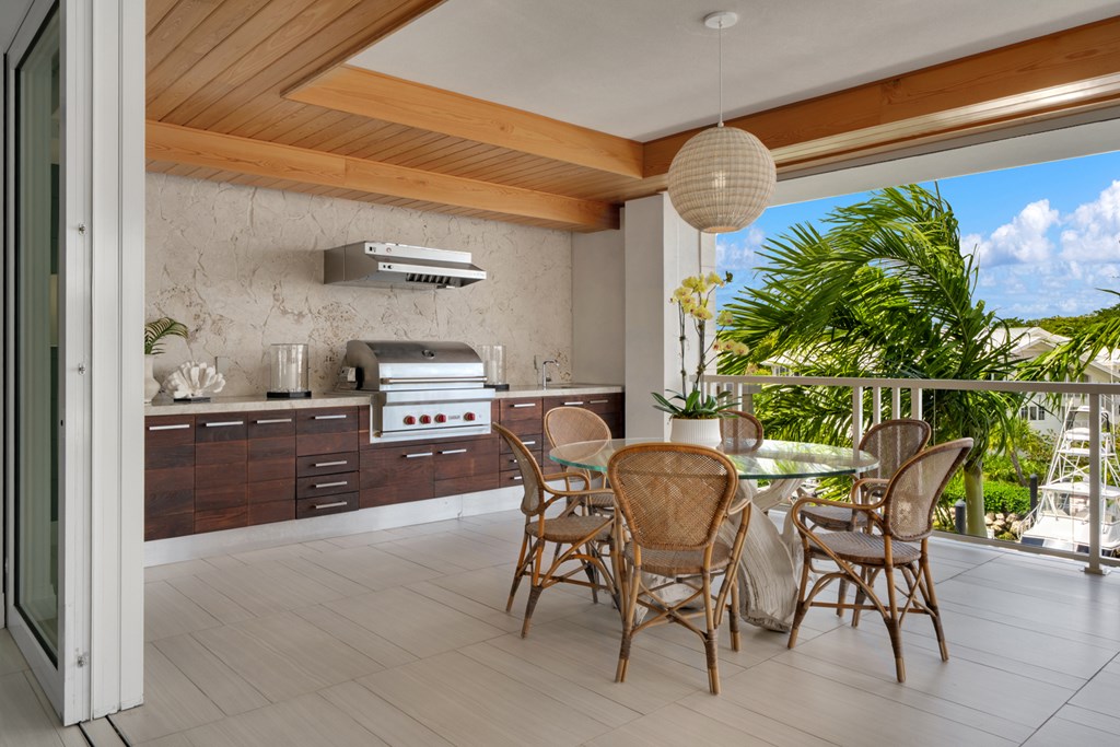 121 Beach Road 306