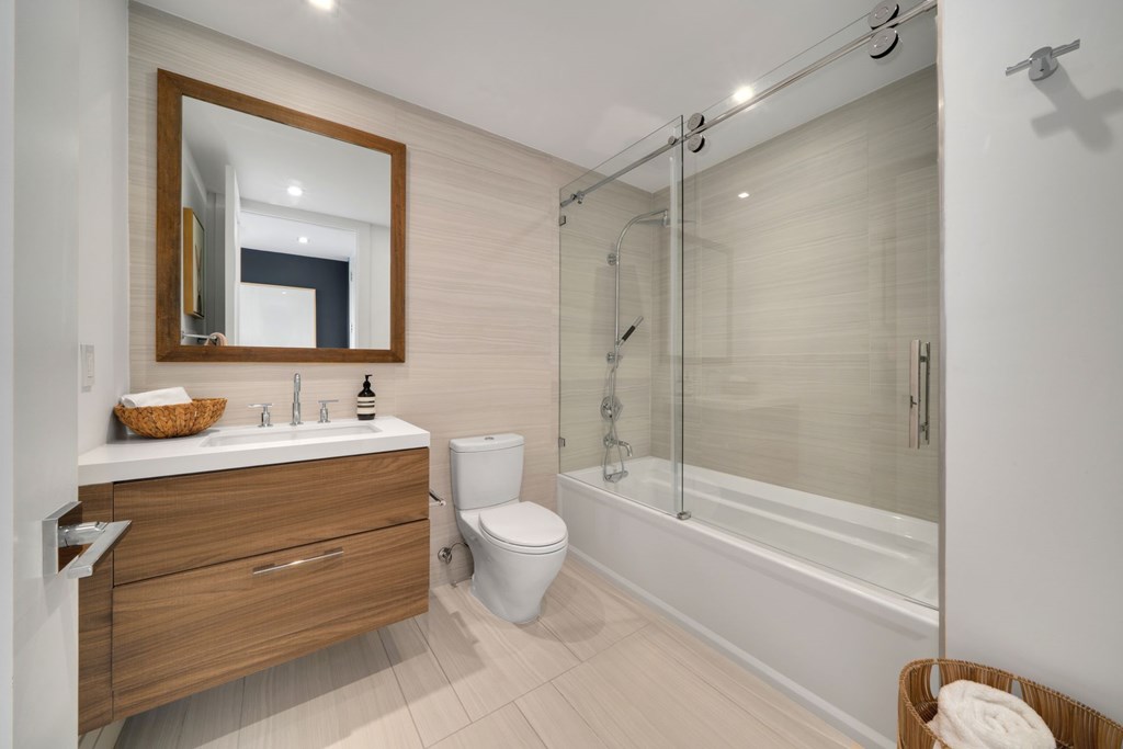 121 Beach Road 306