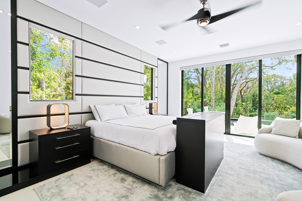 46 South Bridge Lane