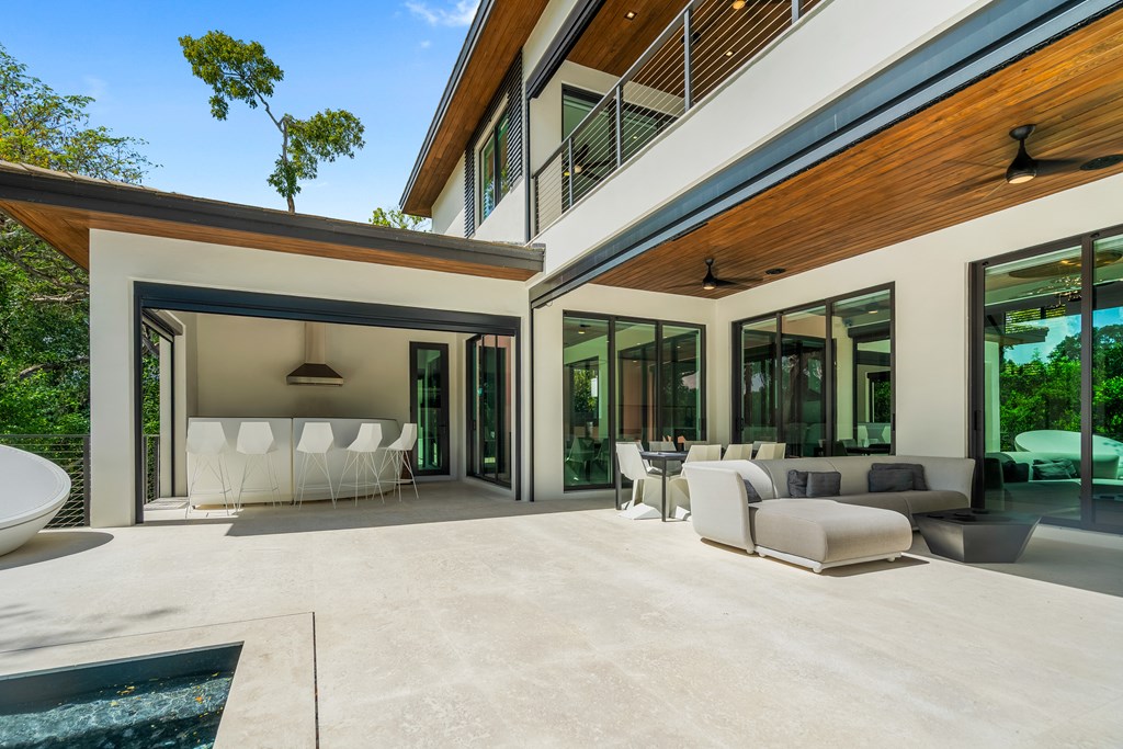 46 South Bridge Lane