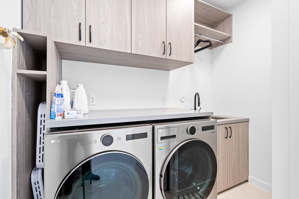 46 South Bridge Lane