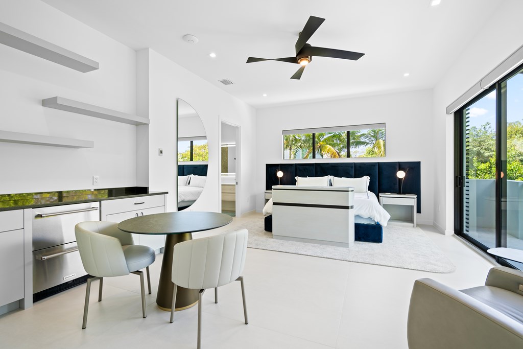 46 South Bridge Lane