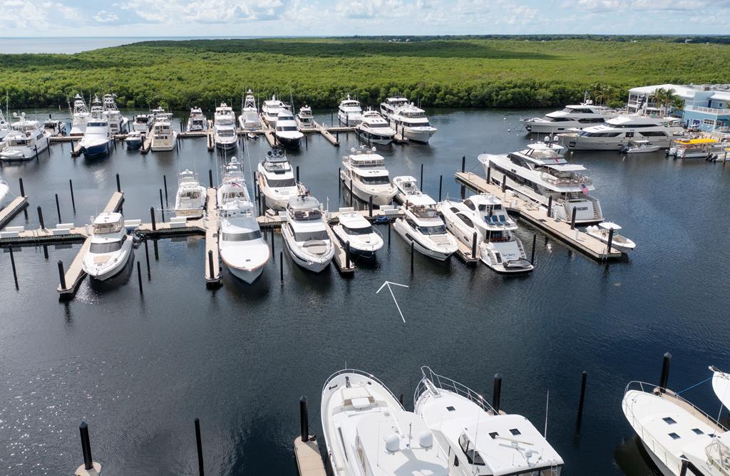 31 Ocean Reef Drive E21