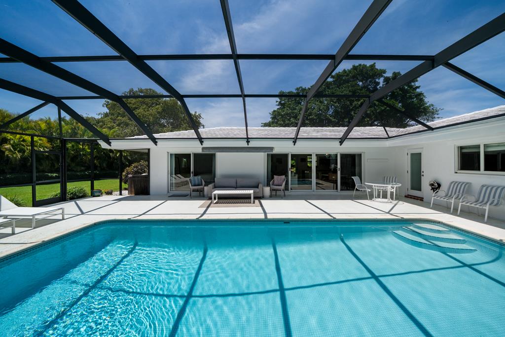 28 Bay Ridge Road