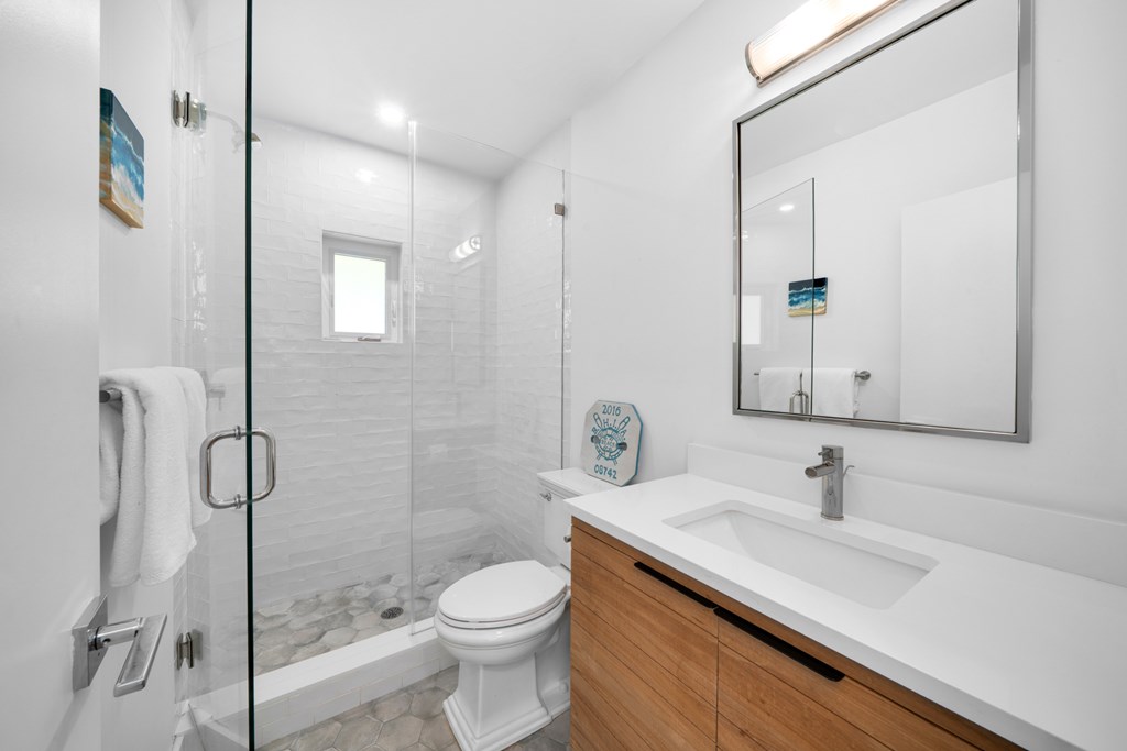28 Bay Ridge Road