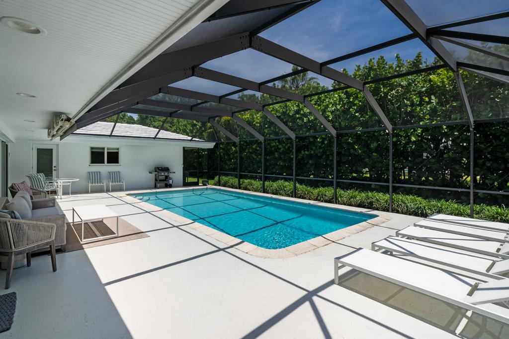 28 Bay Ridge Road