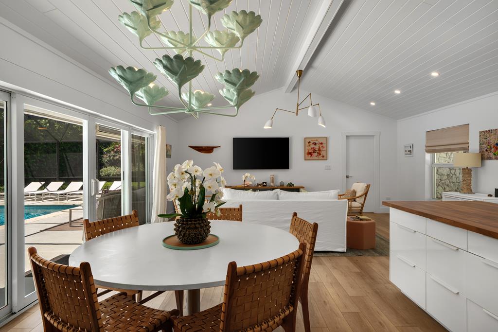 28 Bay Ridge Road