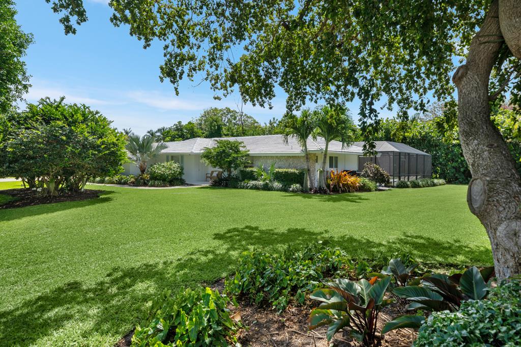 28 Bay Ridge Road