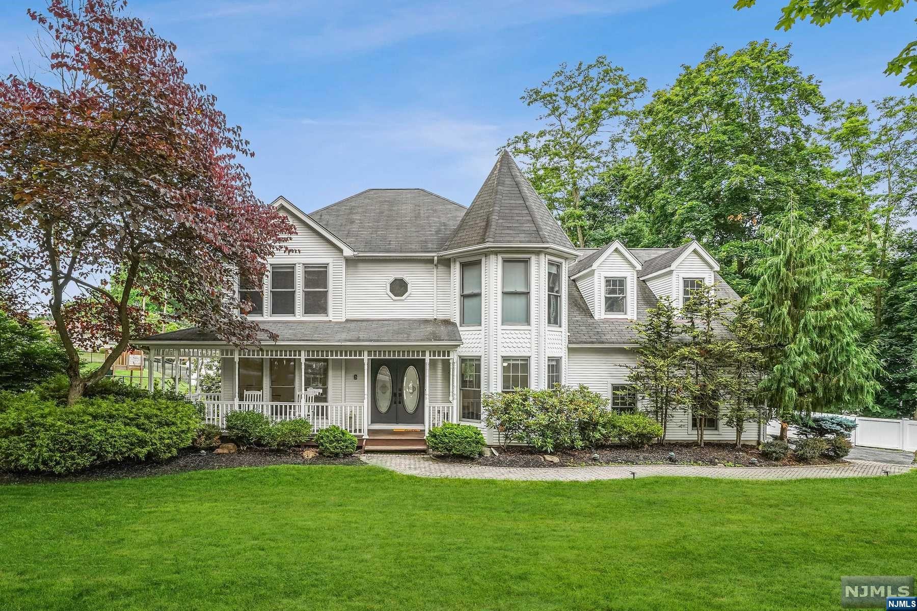 3 Alwood Lane