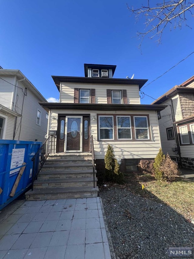 515 Dewey Avenue