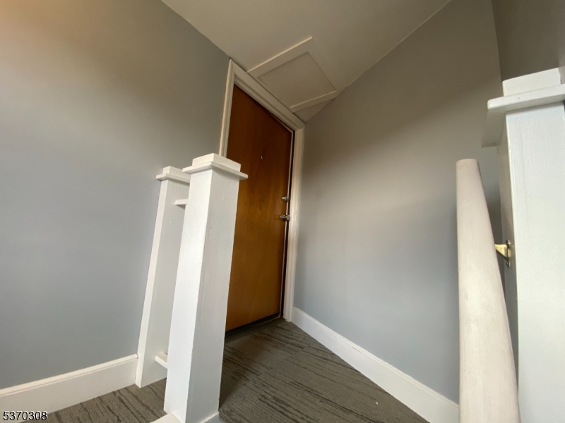 11 Lafayette Ave 3