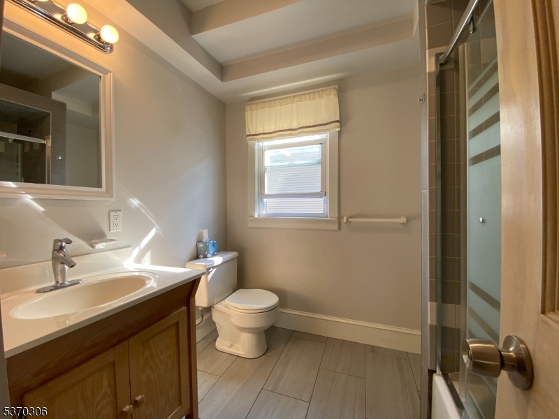 11 Lafayette Ave 1