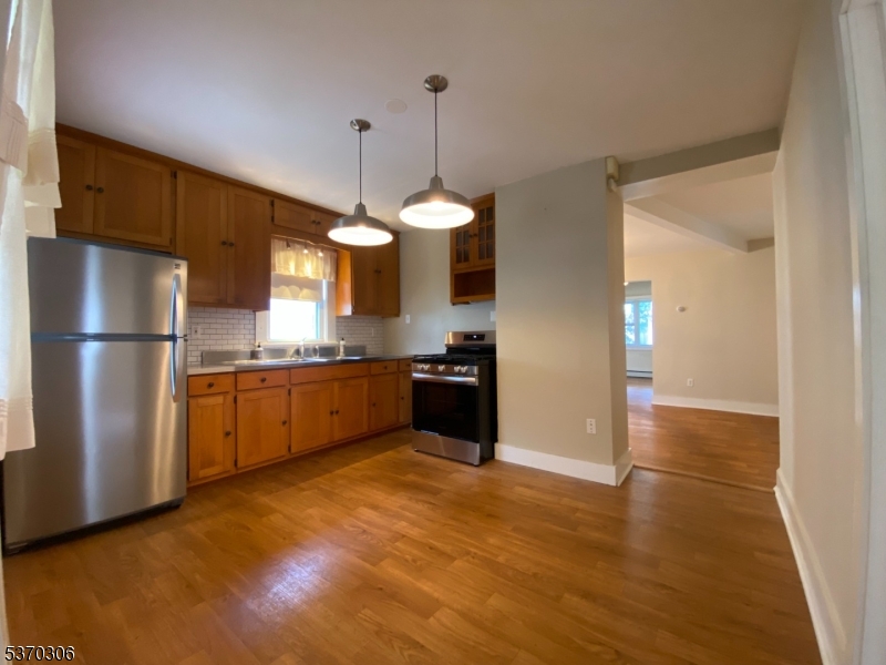 11 Lafayette Ave 1