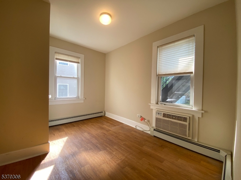 11 Lafayette Ave 1