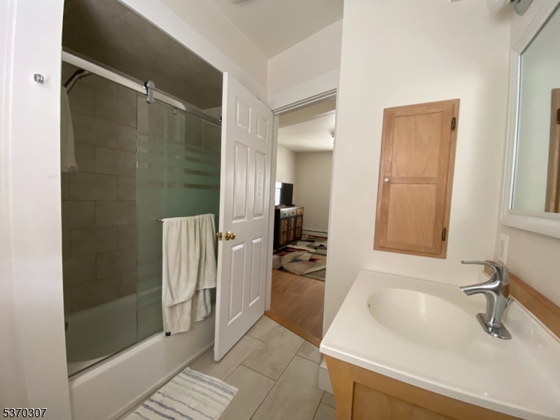 11 Lafayette Ave 2
