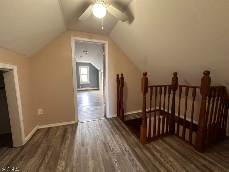 748 Trumbull St 2