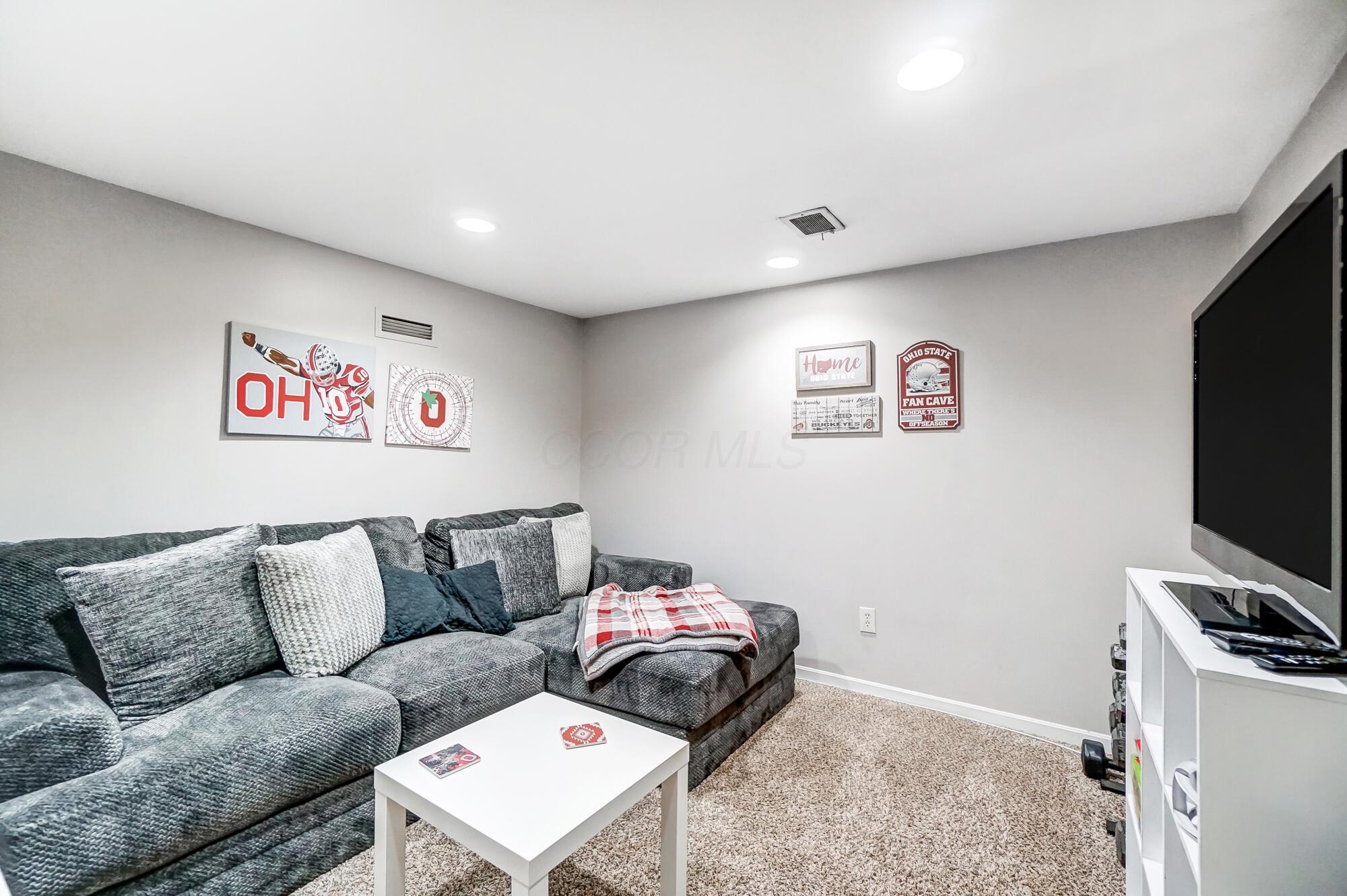 354 Illinois Avenue