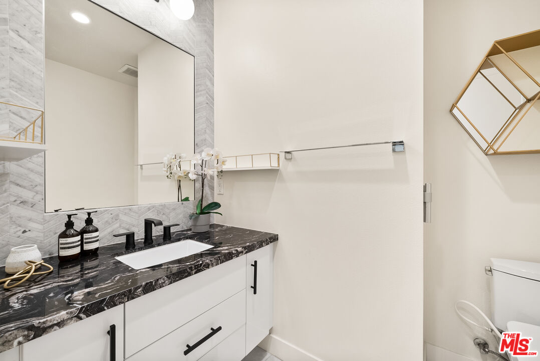 12667 Bluff Creek Dr