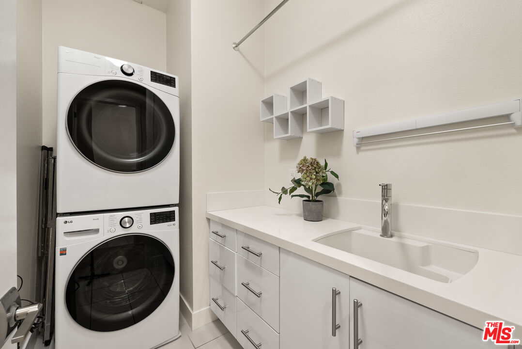 12667 Bluff Creek Dr